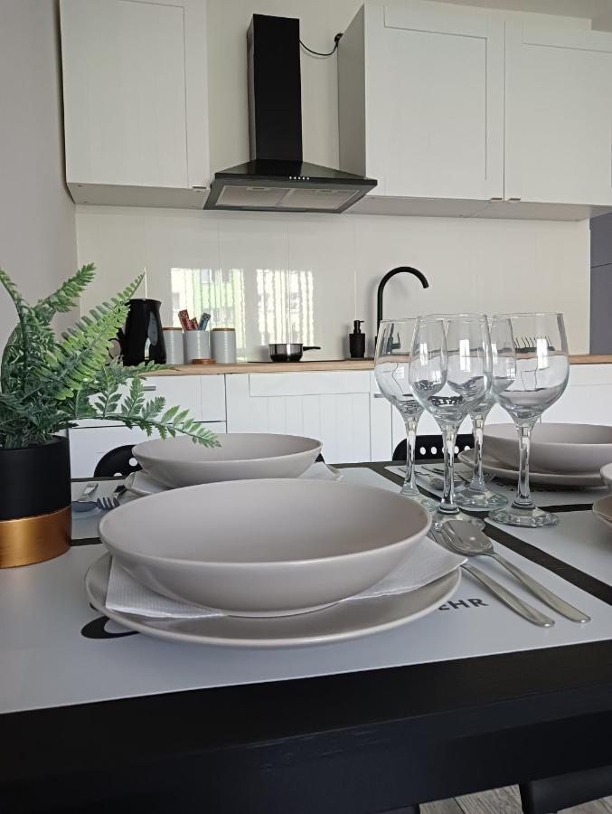 Apartamenty Oswiecim Klimatyzacja Air-Conditioned Eksteriør bilde